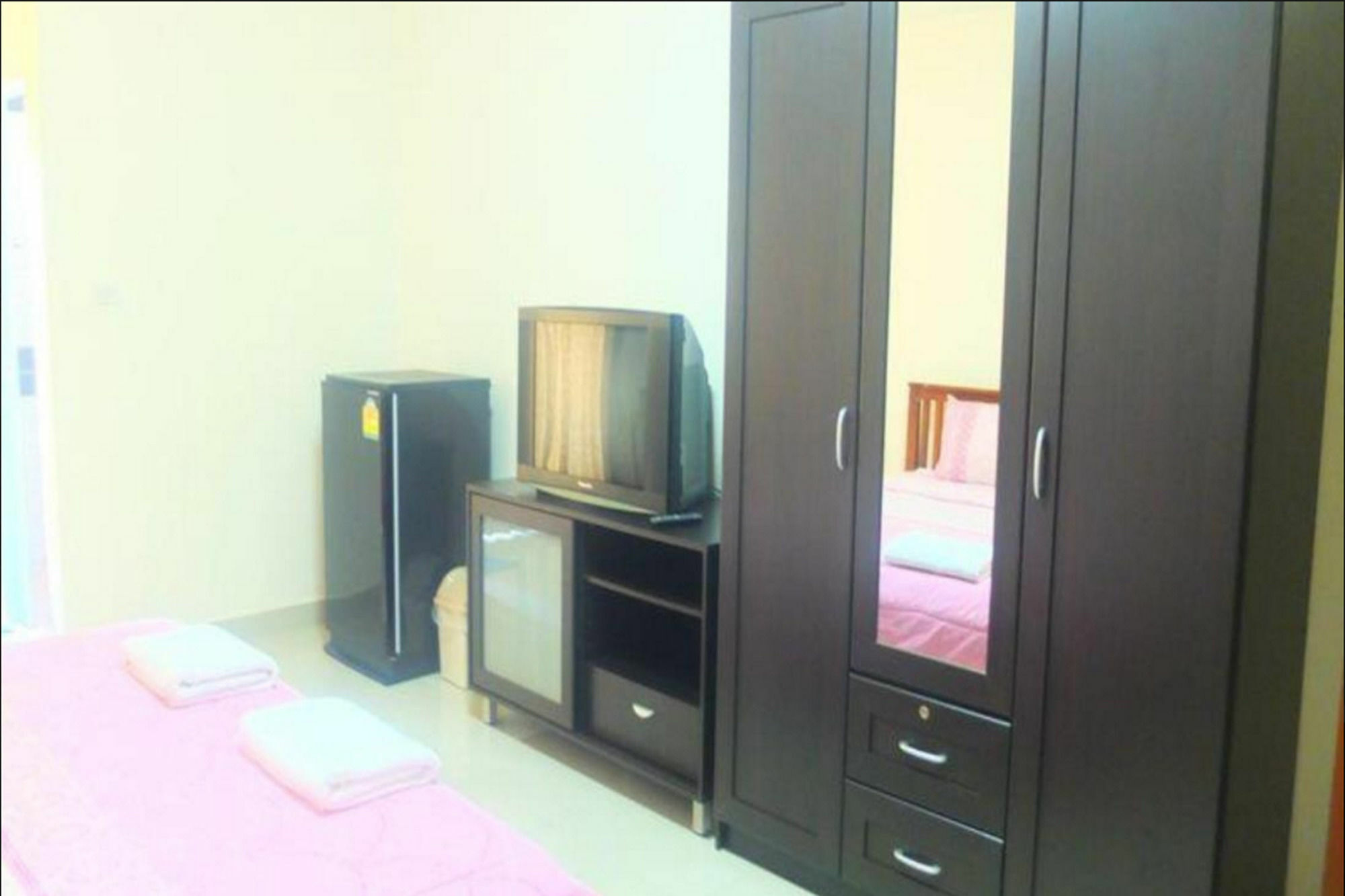 Lk Pavilion Executive Serviced Apartment Pattaja Kültér fotó