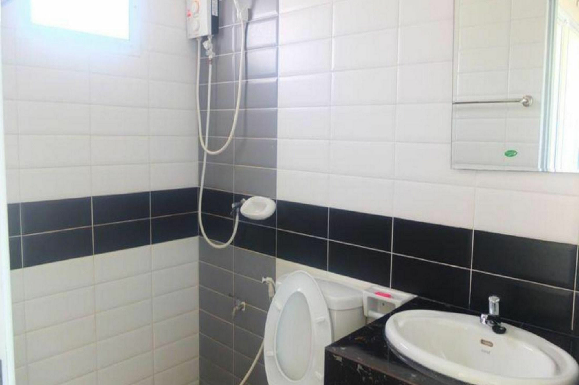 Lk Pavilion Executive Serviced Apartment Pattaja Kültér fotó