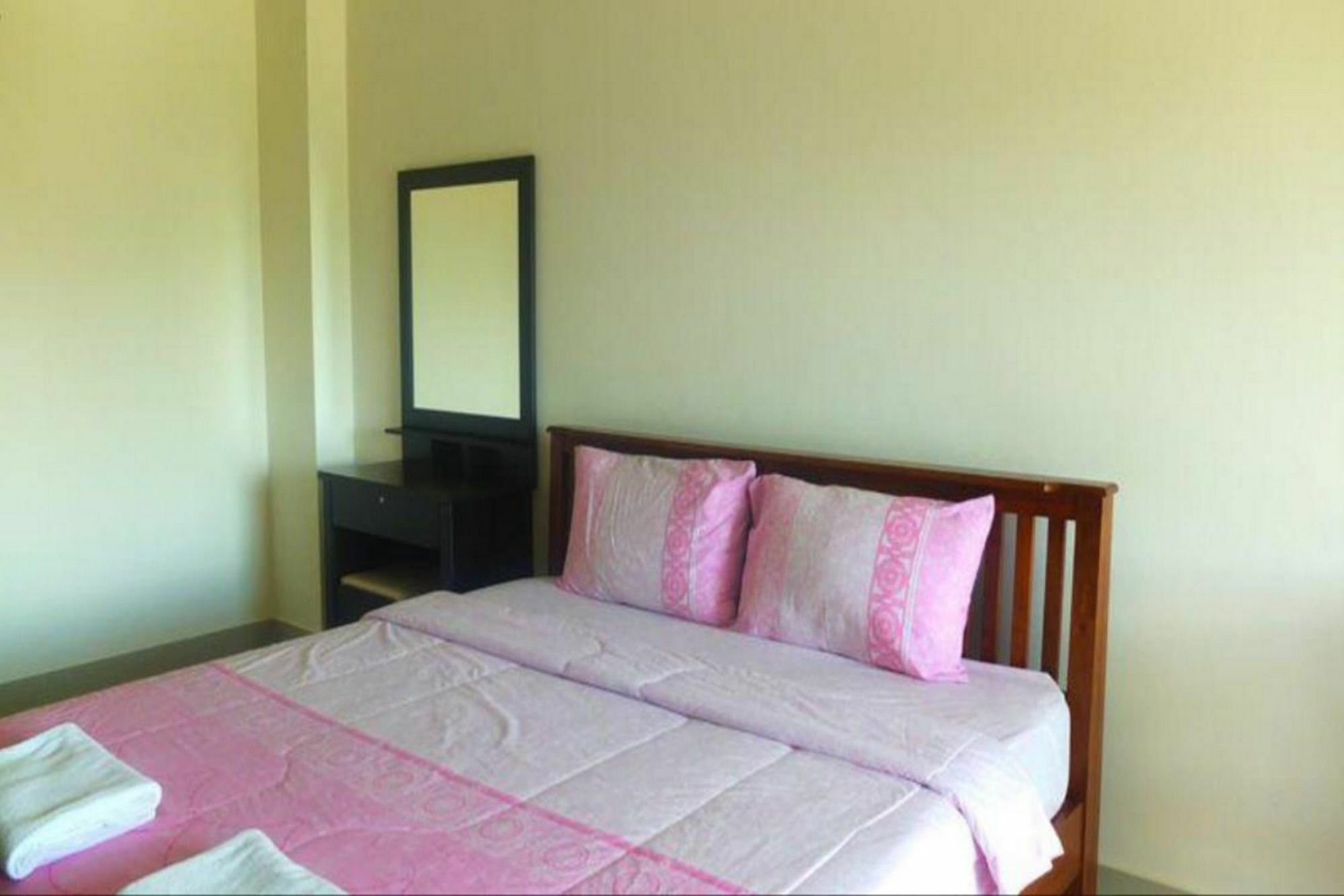 Lk Pavilion Executive Serviced Apartment Pattaja Kültér fotó